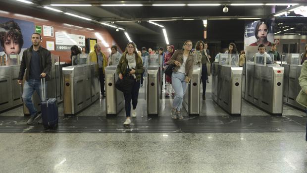 Ciudadanos hizo ampliar los presupuestos en 2,6 millones para Metro y uno en guardarraíles