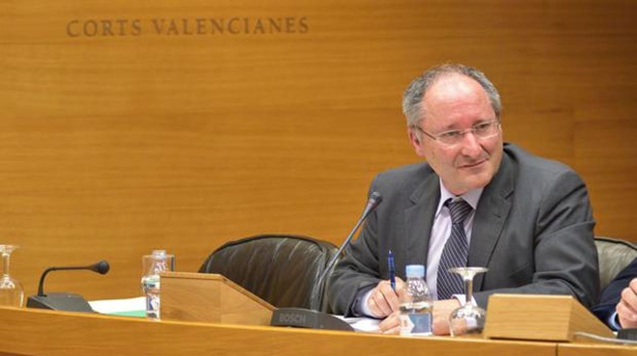 Joan Llinares, en las Cortes Valencianas