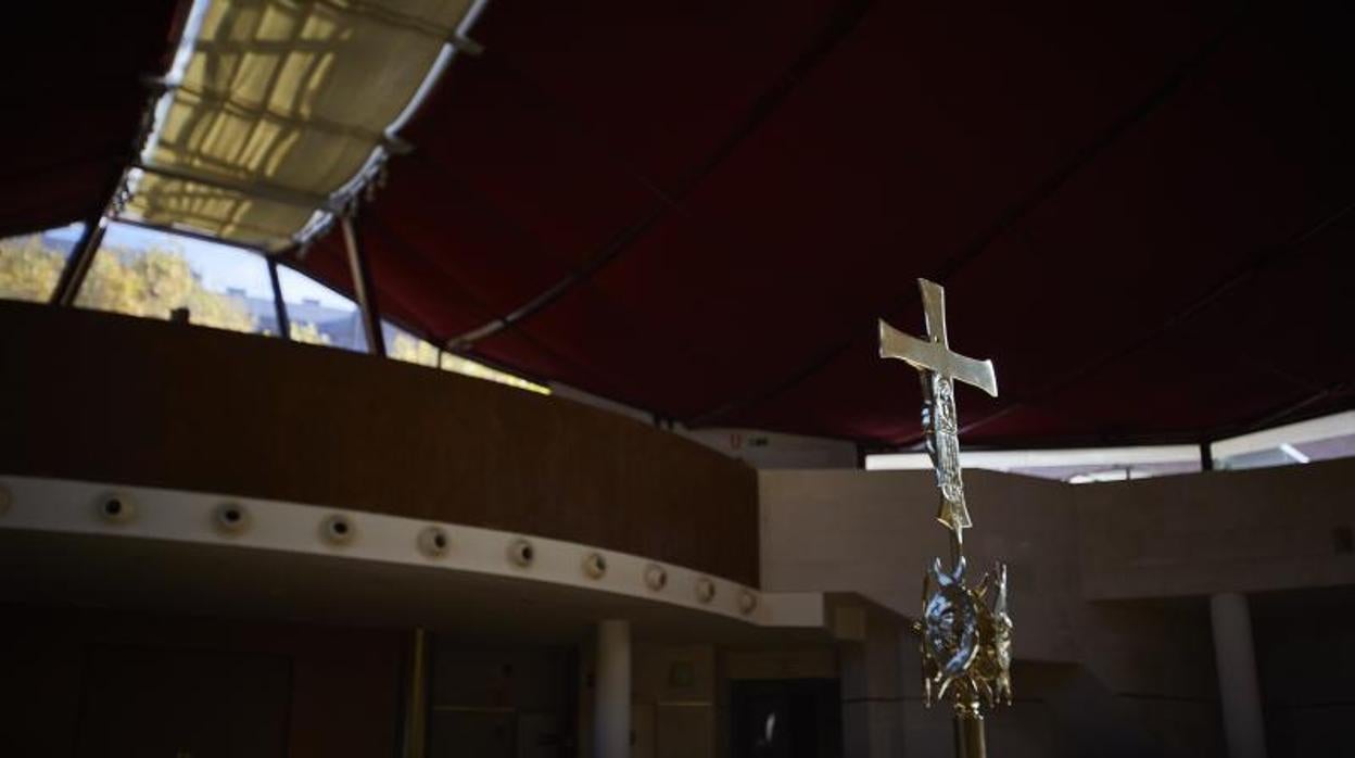 Interior de la parroquia de san Juan de Mirasierra