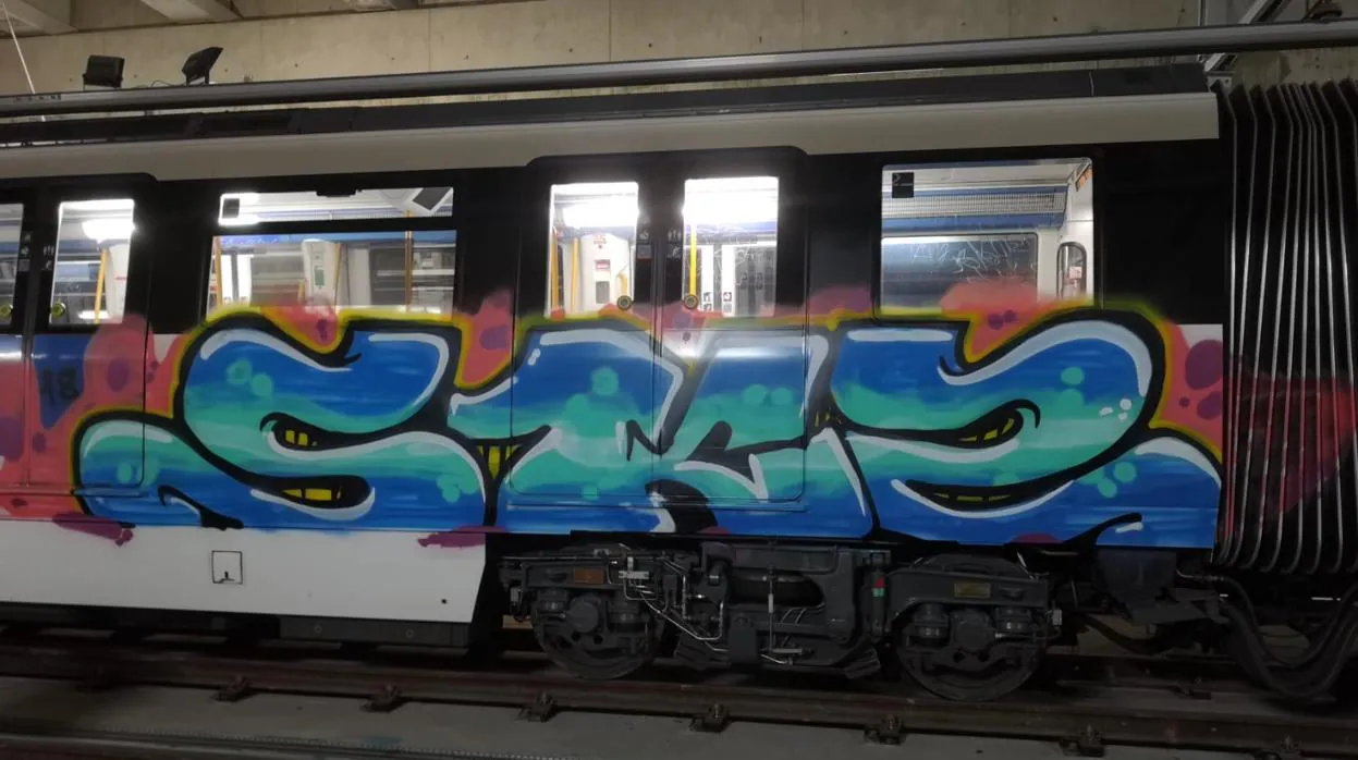 Uno de los grafitis pintados en el Metro