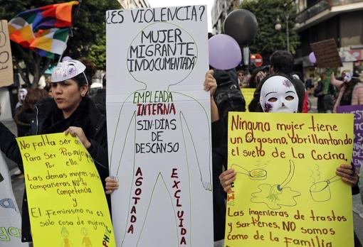 La marcha del 25N alza la voz en Valencia contra la «justicia patriarcal»