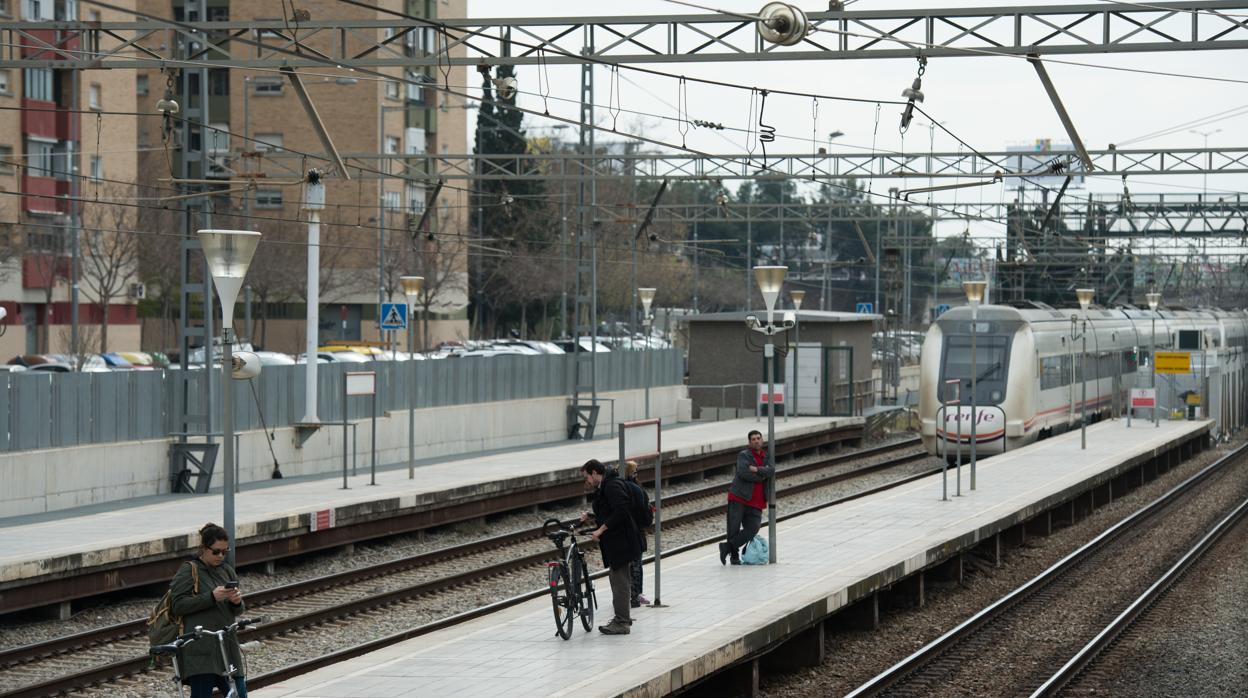 Imagen de archivo de una parada de tren