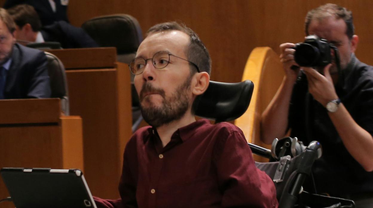 Echenique, cuando lideraba el partido en Aragón y su grupo parlamentario en las Cortes regionales