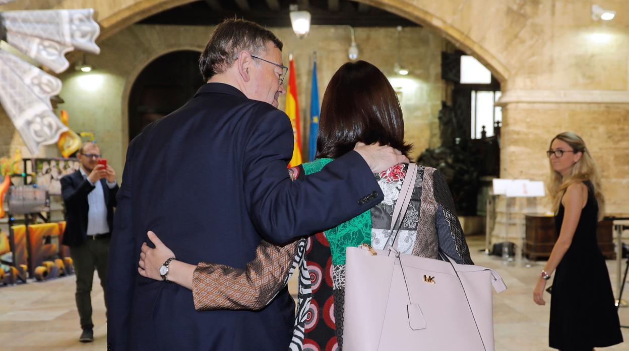 Ximo Puig y Carmen Montón, durante una reunión tras ser nombrada ministra de Sanidad