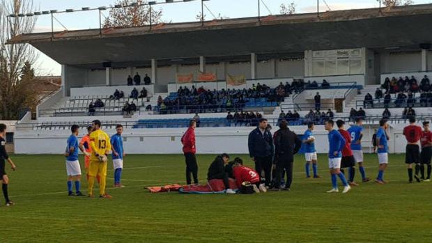 Álex Durán, del Caudetano, cae fulminado en pleno partido