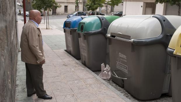 Arranca el juicio contra la joven que tiró a su bebé a un contenedor tras el parto