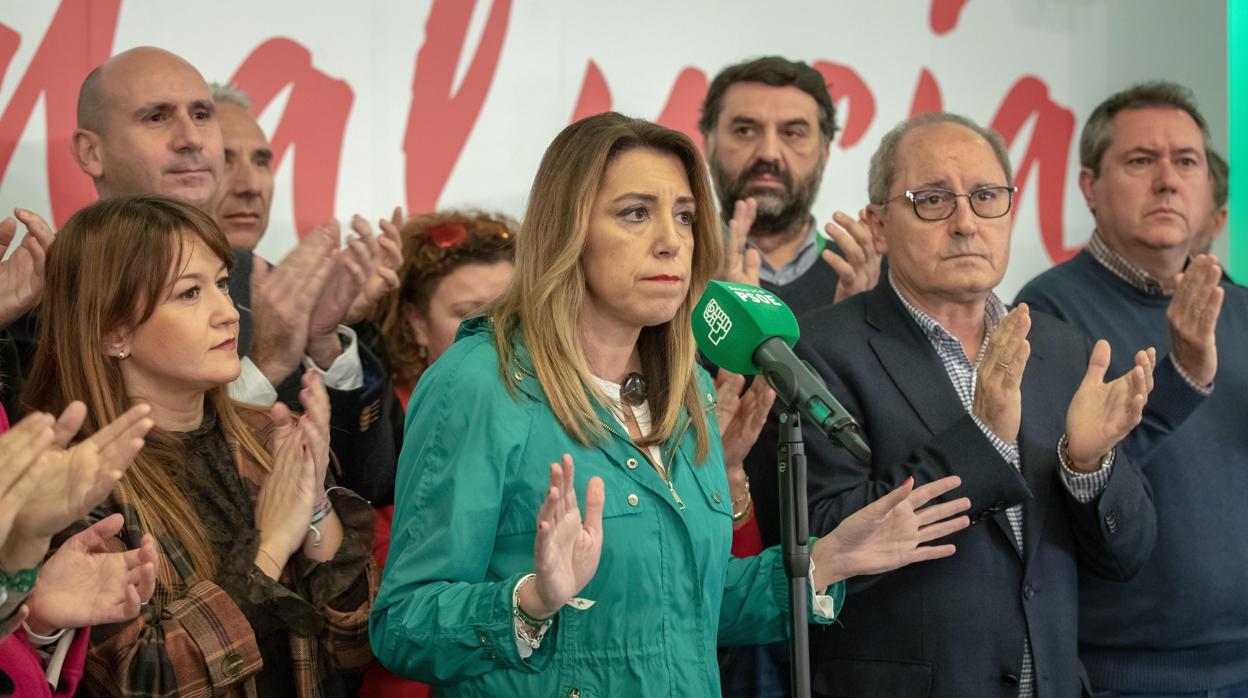 La líder del PSOE-A, Susana Díaz, ayer en rueda de prensa tras el resultado electoral