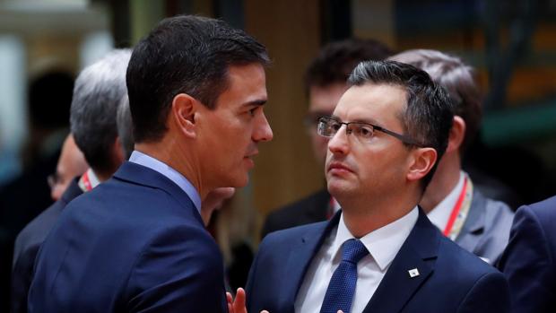 El primer ministro esloveno pide a Torra no comparar a Cataluña con Eslovenia: «Eslovenia tenía base legal»