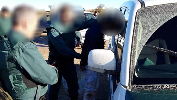 Detenido un joven de Calatayud tras tirotear una casa y un coche en Paracuellos de Jiloca