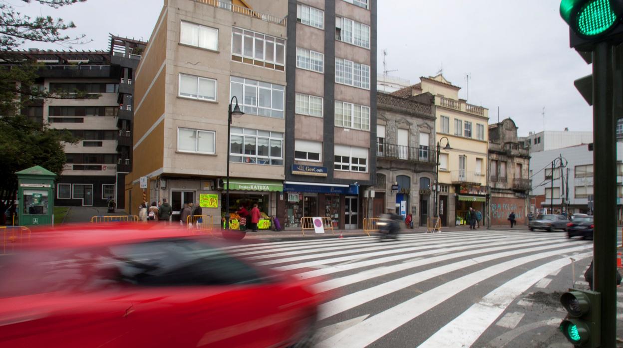 Imagen del paso de peatones de Cangas