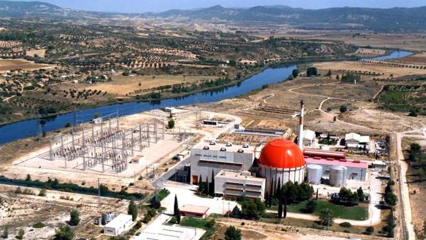 La central nuclear de Zorita cumple 50 años en pleno desmontaje