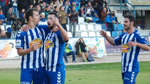 0-0: El Talavera no puede con el Don Benito ni con el césped