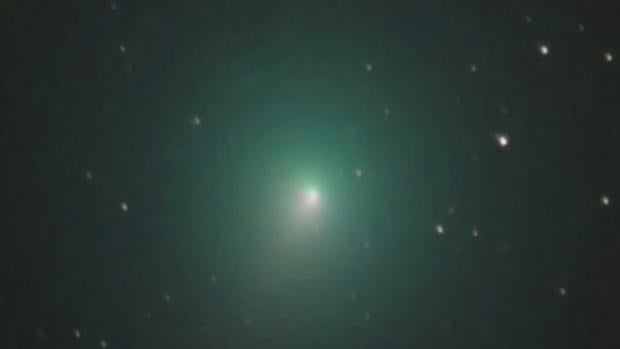 El cometa verde esperanza que regresa por Navidad