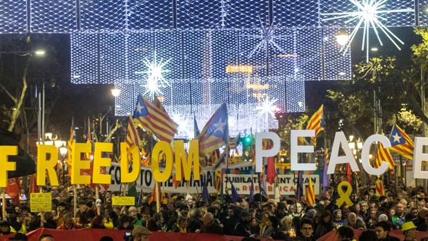 21-D en directo, a Guardia Urbana cifra en 40.000 personas el número de asistentes a la manifestación