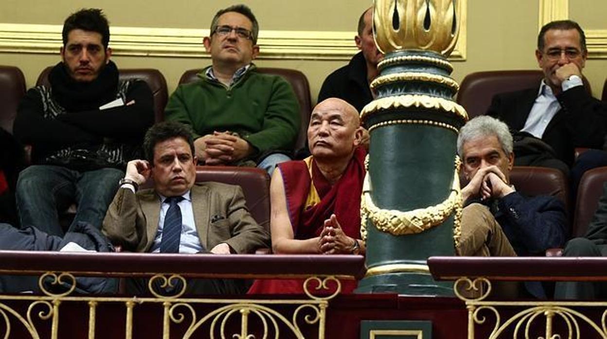 El monje Wancheng, promotor de la causa sobre el genocidio en el Tibet en la Audiencia, en el Congreso