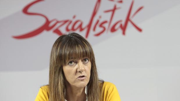 Múgica explica su baja del PSOE: «Se pretende blanquear 40 años de sangre y terror»