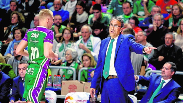 Luis Casimiro se convierte en el octavo entrenador que llega a las 300 victorias en la ACB