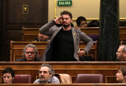 El polémico parlamentario de ERC, Gabriel Rufián, durante un Pleno en el Congreso