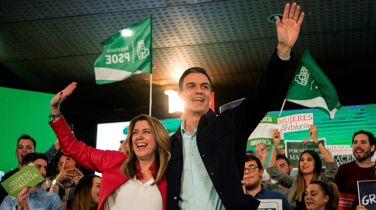 Susana Díaz y Pedro Sánchez en un acto de la campaña andaluza