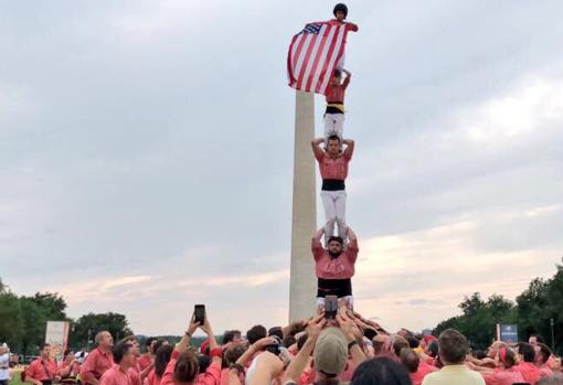 Castellers durante la última visita de Torra a Washington