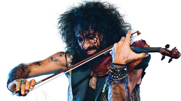 Ara Malikian presenta en el Auditori Teulada Moraira su nuevo espectáculo «Royal Garage World Tour»