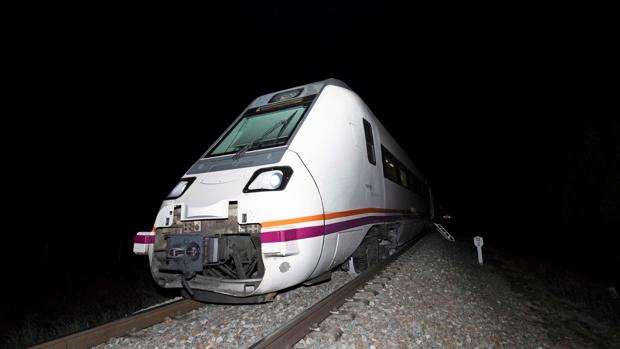 Adif confirma que el descarrilamiento del tren Madrid-Zafra fue un sabotaje y anuncia acciones legales
