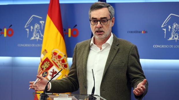 Villegas advierte sobre la «podemización» del PSOE andaluz y pide a Díaz que digiera su derrota