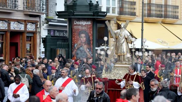 Valencia celebra este martes la fiesta de San Vicente Mártir con misas, procesiones y bautizos de niños