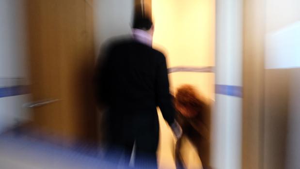 Se enfrenta a 34 años por someter a su pareja a un calvario de agresiones, amenazas y violaciones