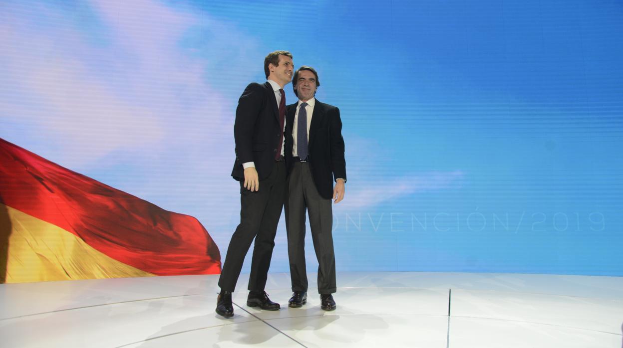 Pablo Casado y José María Aznar, en la Convención Nacional del PP