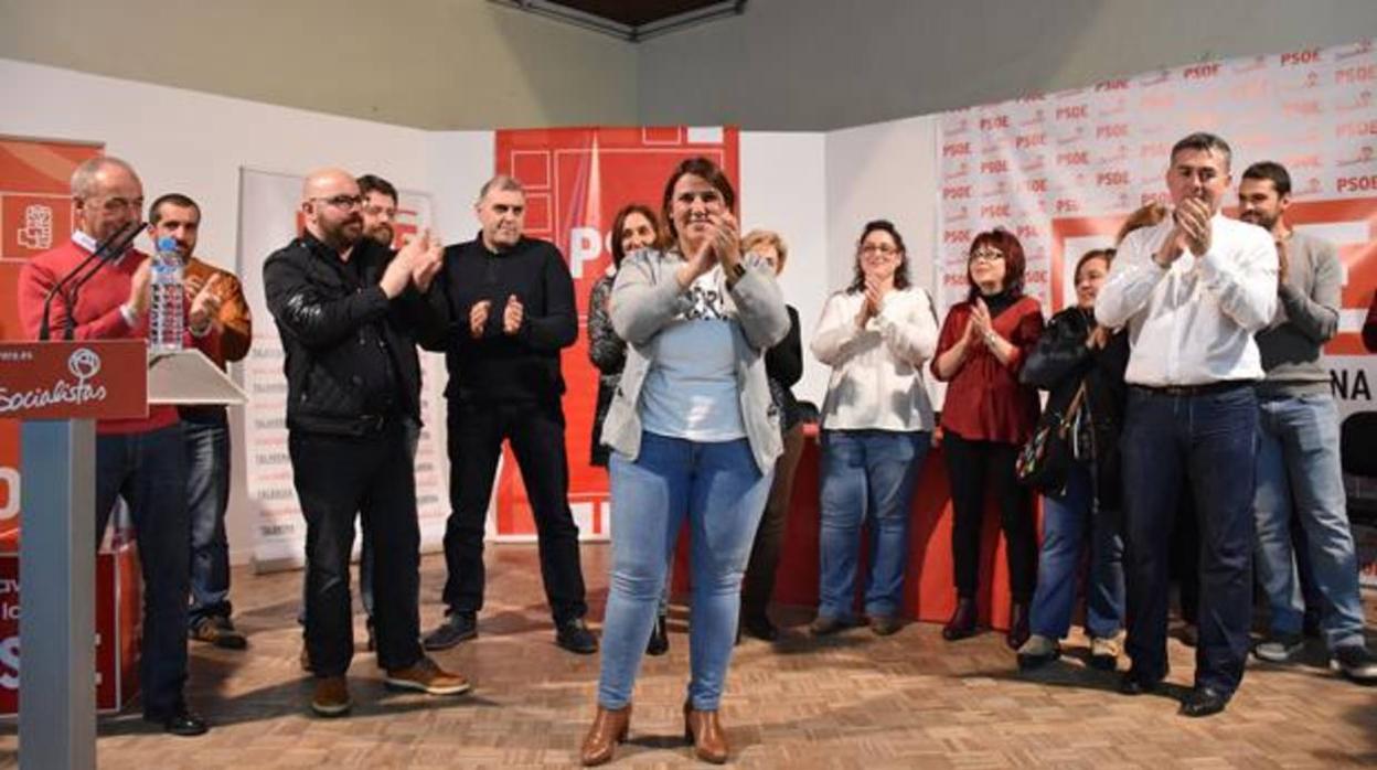 Agustina García, cuando fue elegida por mayoría absoluta secretaria general del PSOE de Talavera