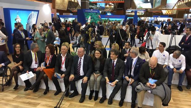 Personal de seguridad de Fitur insta a Oltra a no hablar en valenciano