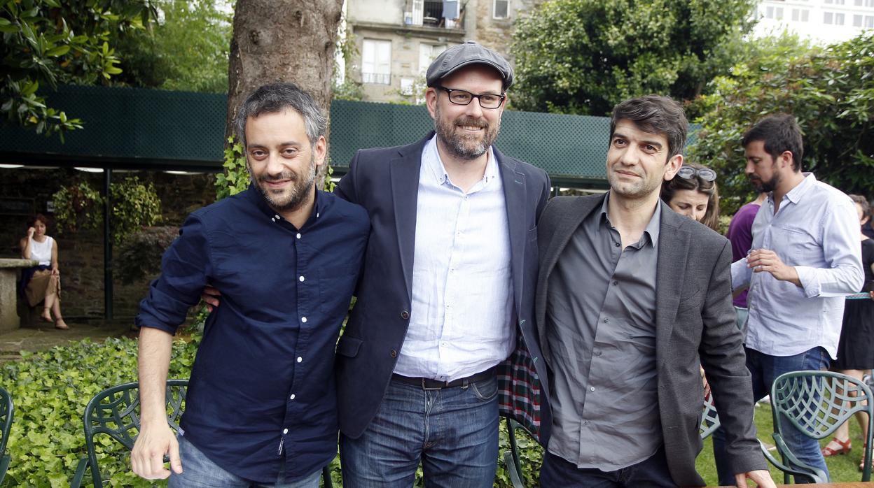 Xulio Ferreiro, Martiño Noriega y Jorge Suárez en un acto en 2016