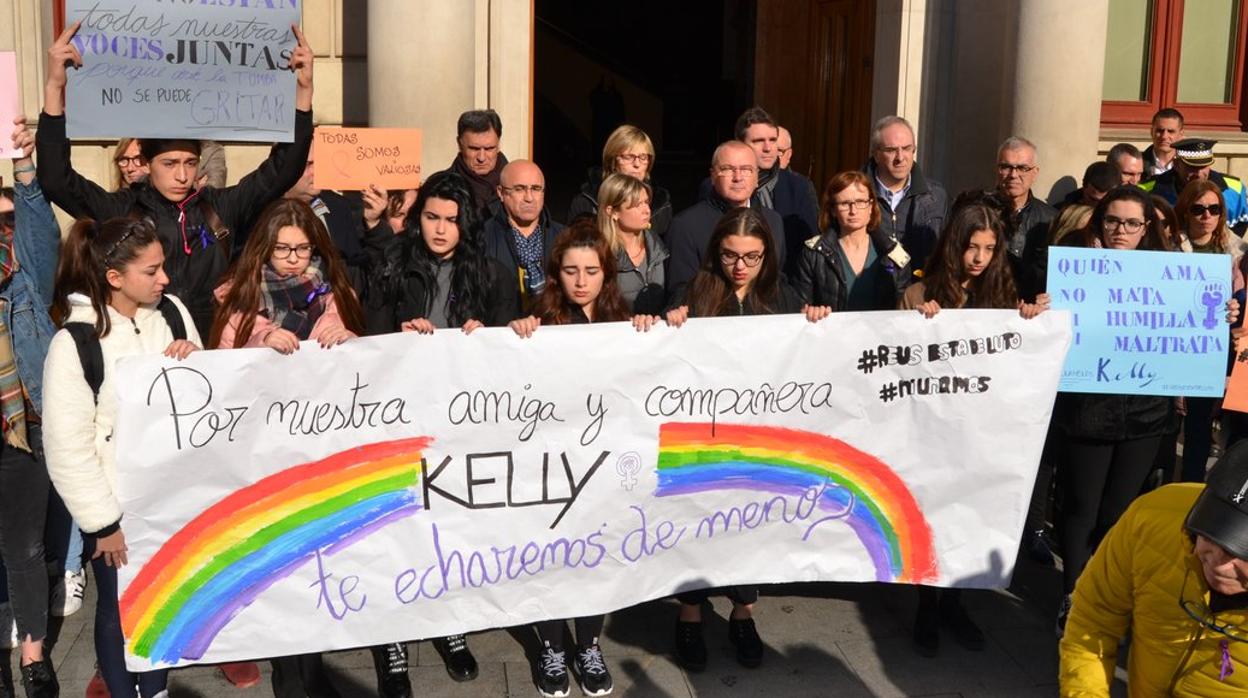 Concentración hoy jueves en Reus en repulsa por el asesinato de Kelly, vecina de esta localidad