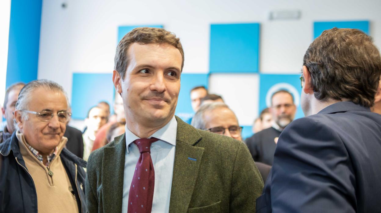 El presidente del Partido Popular, Pablo Casado en su encuentro con afiliados, simpatizantes y cargos públicos del Partido Popular en la sede provincial de Segovia