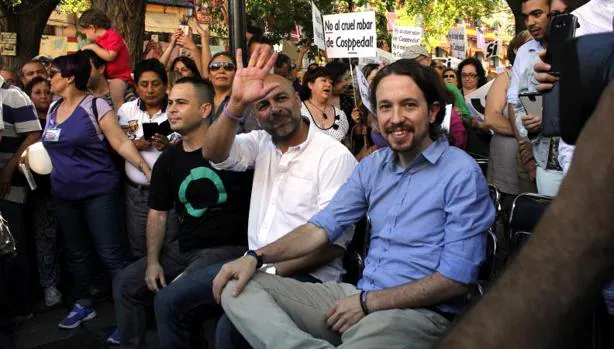 La división en Podemos amenaza con tumbar su proyecto estrella