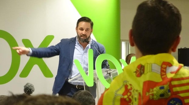 Abascal (Vox): “Hemos de llenar Madrid para espantar y echar al ‘okupa’ de La Moncloa”