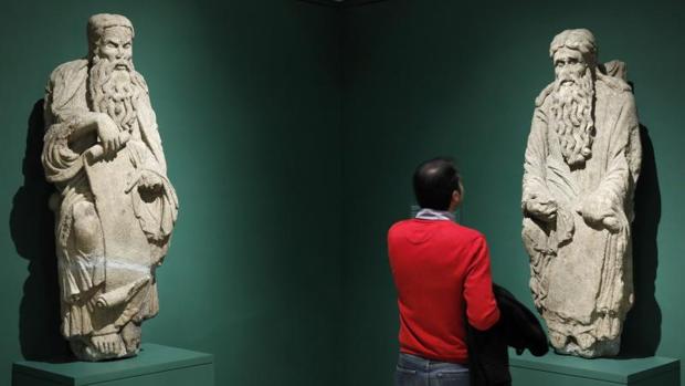 Una juez sentencia que los Franco son los legítimos propietarios de las estatuas del Maestro Mateo