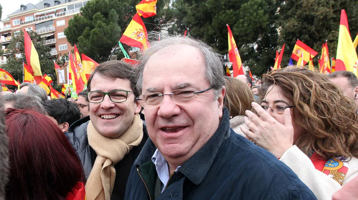 Mañueco y Herrera en la manifestación de este domingo en Madrid