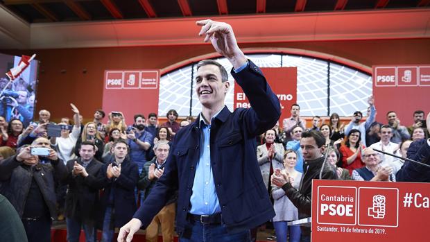 Pedro Sánchez critica la manifestación en Colón: «Ellos lo llaman patriotismo, pero es deslealtad»