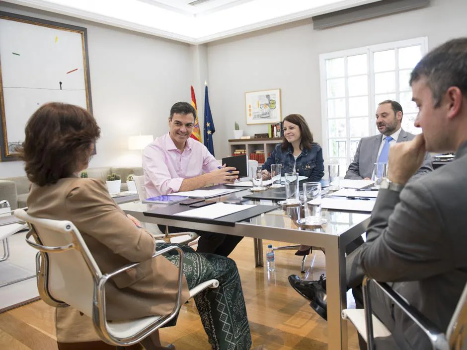 Sánchez, reunido en junio con sus principales colaboradores