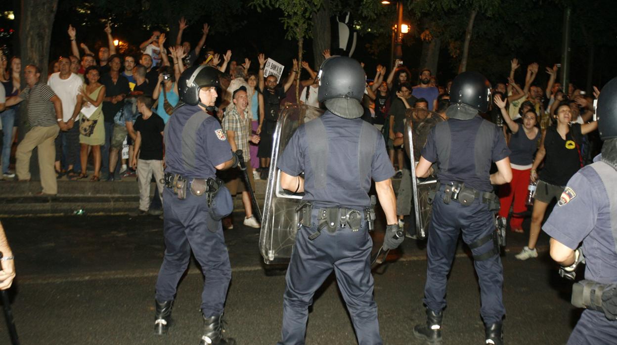 Cargas policiales durante las protestas del 15-M