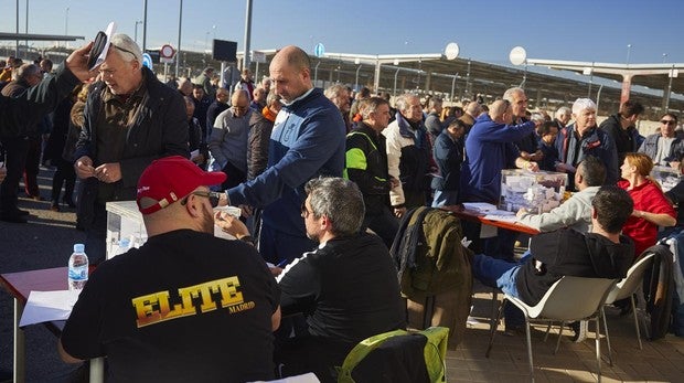 Los taxistas plantan a la Comunidad y ésta les acusa de «estar en el Pleistoceno»