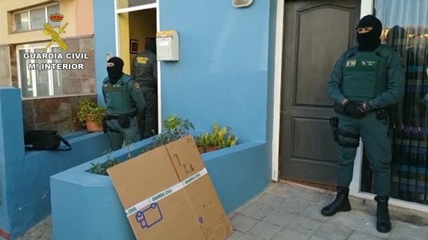Detenido en Tenerife un yihadista que amenazaba a su entorno avisándoles de que un día él sería «famoso»