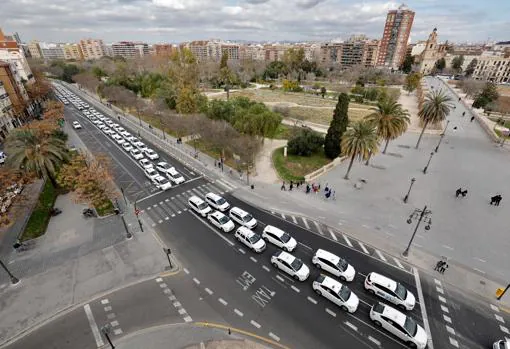 Protesta de los taxistas este jueves en Valencia