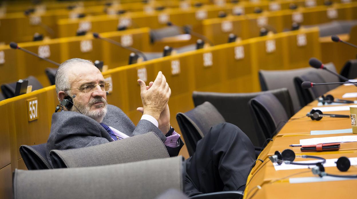 El eurodiputado del PP Agustín Díaz de Mera, durante una sesión en el Parlamento Europeo