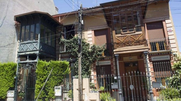 Los vecinos de los «hotelitos» de La Guindalera: «El Ayuntamiento no cuida el barrio, es una dejación absoluta»