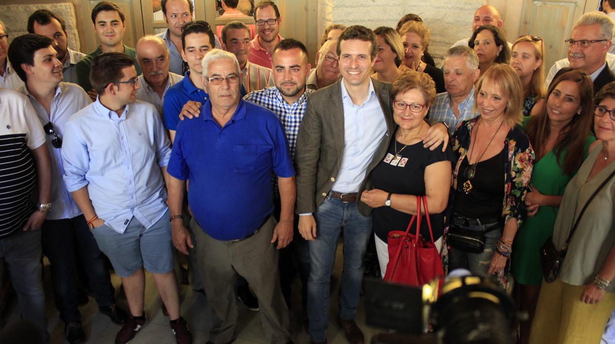 Casado, el pasado mes de julio, visitó Toledo en su campaña de primarias