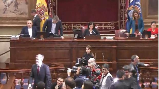 Apatía en las redes con el debate del estado político de Canarias