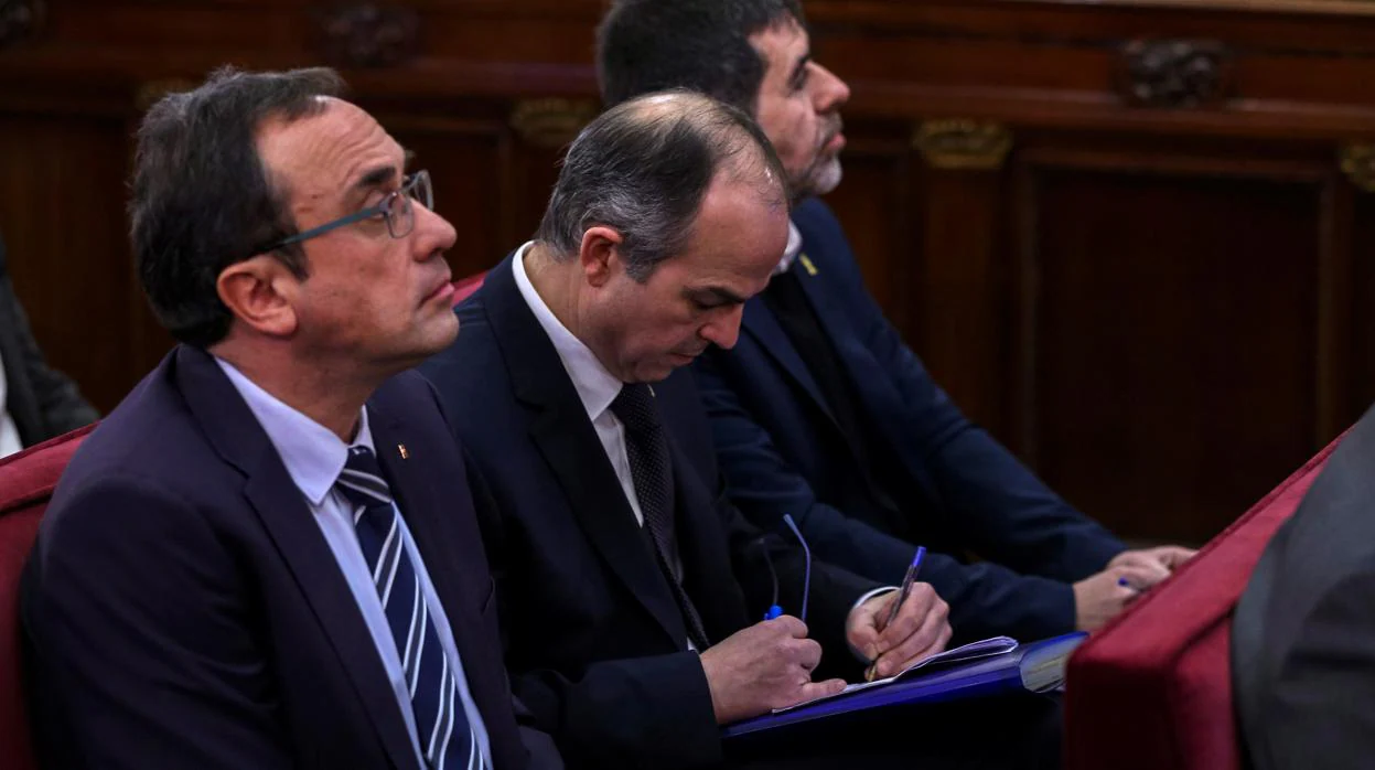 Josep Rull y Jordi Turull durante la primera jornada del juicio al «procés»